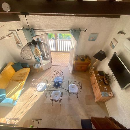 Tres Bel Appartement Les Pieds Dans L'Eau Appietto Kültér fotó