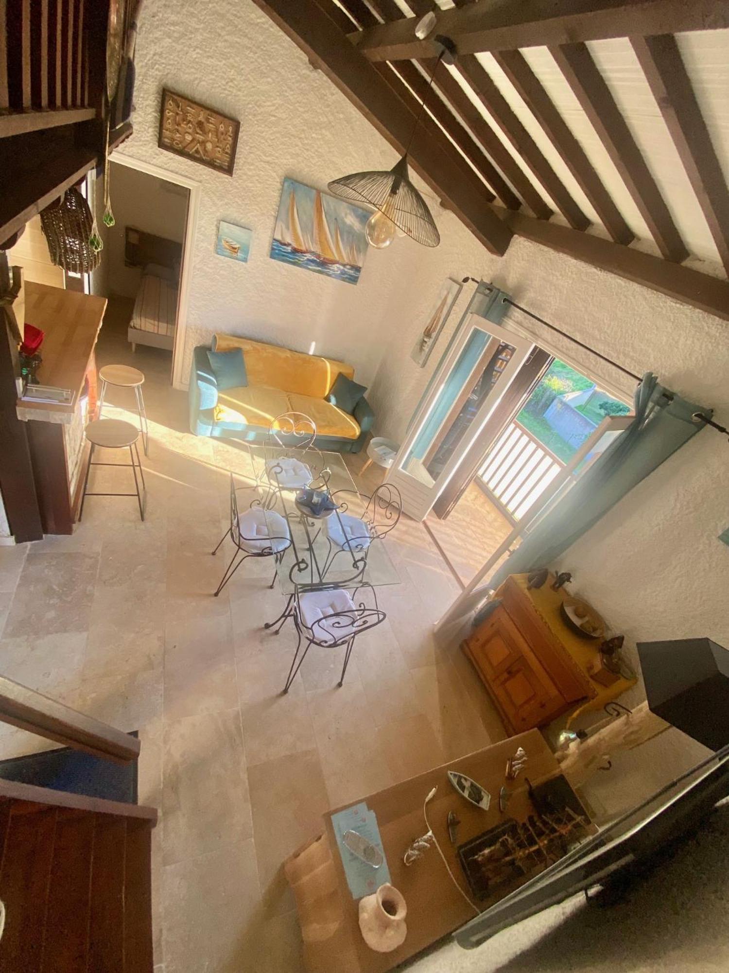 Tres Bel Appartement Les Pieds Dans L'Eau Appietto Kültér fotó